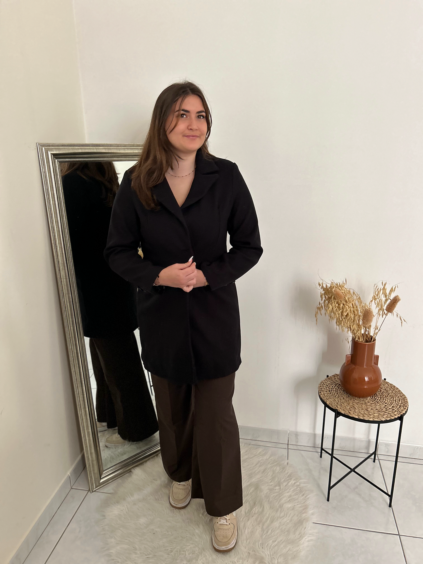 Buttoned coat with lining