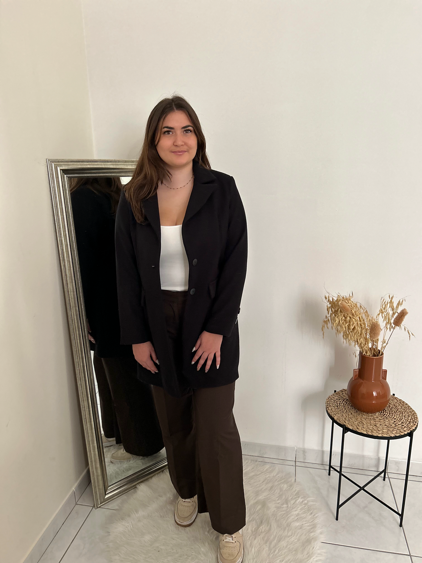 Buttoned coat with lining